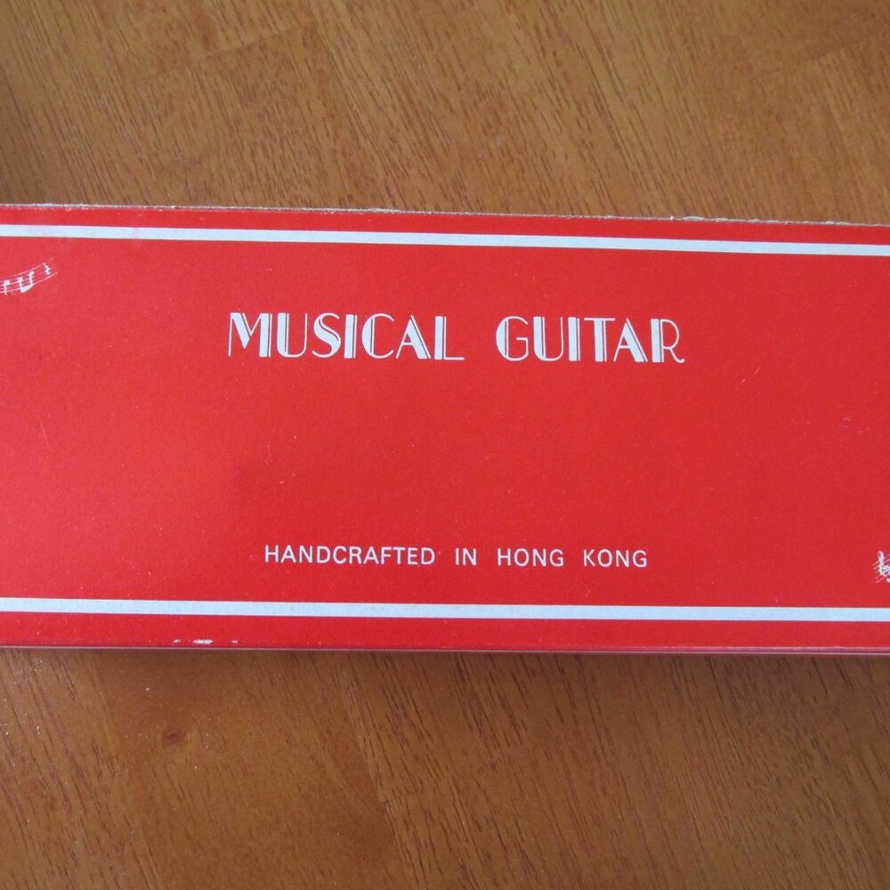 Musical wind key guitar/table top - Picture 2 of 3